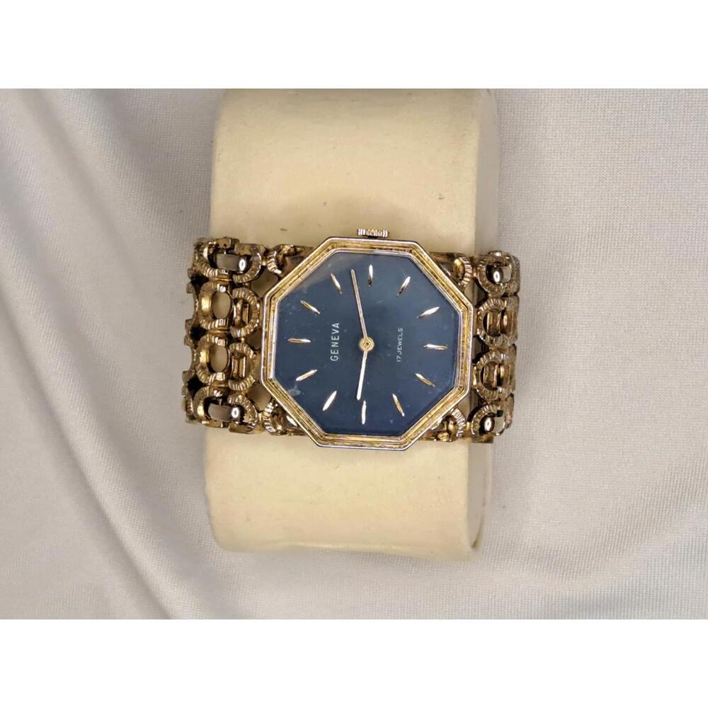 Vintage Geneva 17 Jewel Octagon Watch - Stunning Blue Dial - Working Great